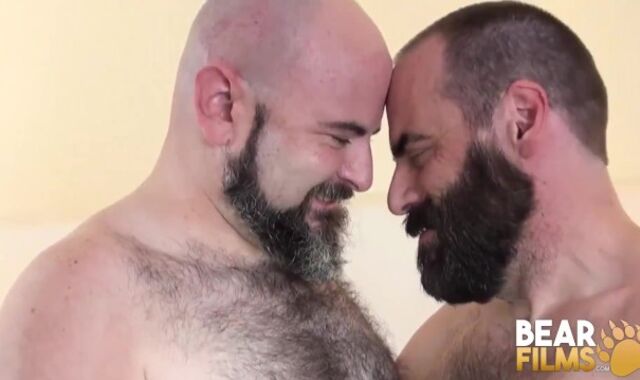BEARFILMS Furry Michael Love And Steve Sommers Sans A Protection