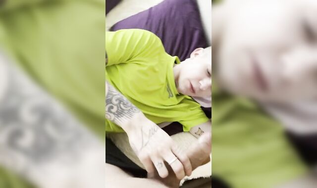 falcon all and oliver strelly nails with me