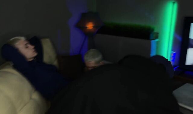 Uber-Uber-Cute twinks have a threeway while their parents are not at home