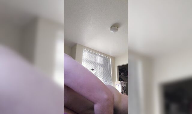 Supah-Breezy Youngster Takes a Fountain From Bf