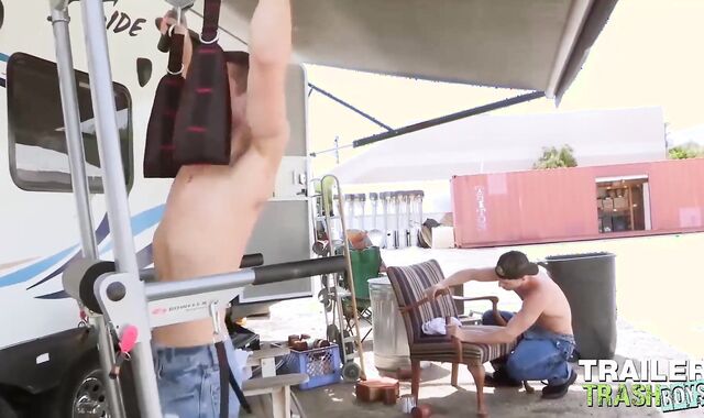 TRAILERTRASHBOYS Ultra-Ultra-Cute Boy Nic Sahara Barebacks Ian Glaze
