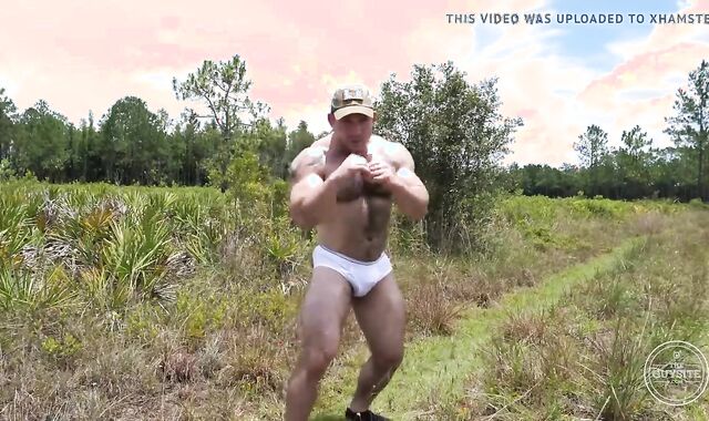 What heterosexual firm-ons Do Behind The Gigs At The twink web site