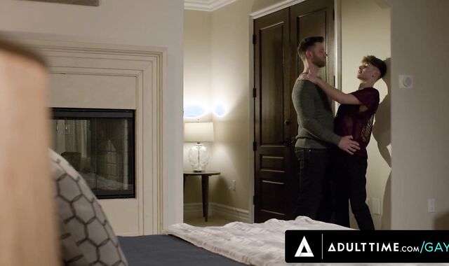 HETEROFLEXIBLE - Upset Twink Cyrus Stark & Cub Aged Beau Caden Jackson Have Butt-Pound Swap Fucky-Fucky!