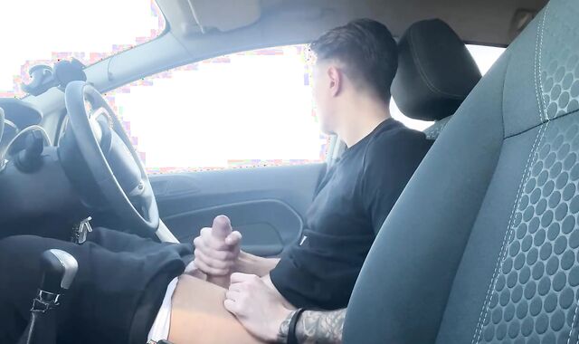 Fapping in the carpark