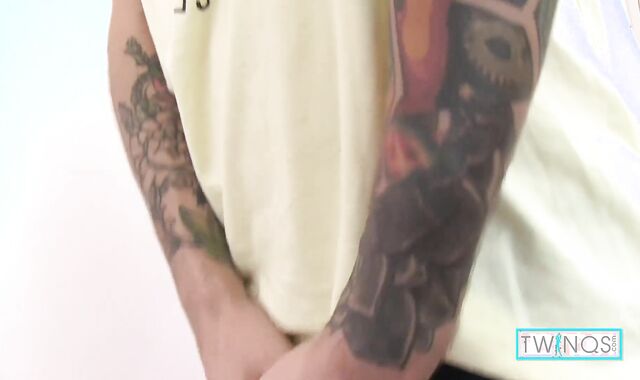 Trampy Lad Xander Face Penetrated And Butt Boinked By Enormous Cum-Shotgun Boyfriend Noah!