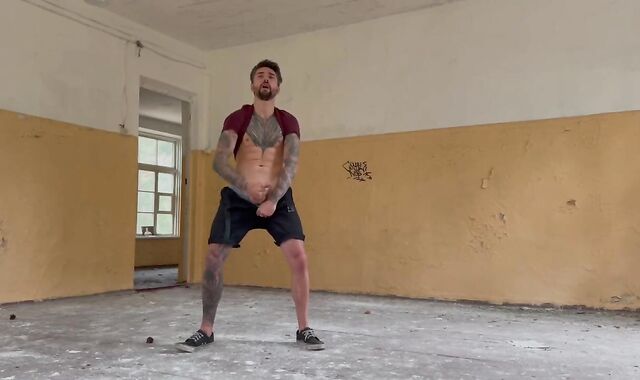 Almost caught draining in an abandoned palace????????