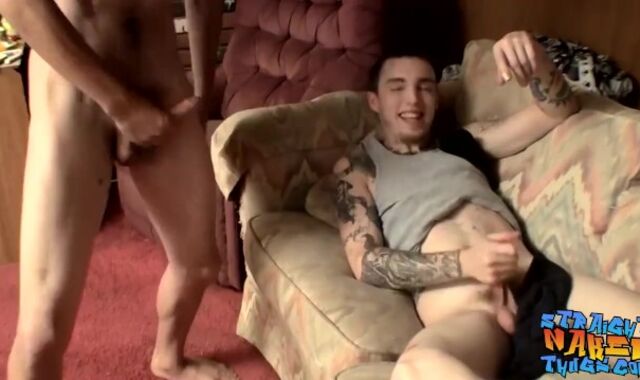 Homo-For-Pay thugs Blinx and Devin Reynolds jerk and cum