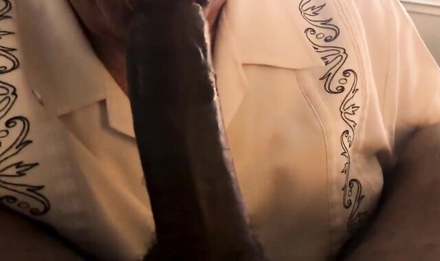 Stewart Knows Dudes Need Their Chisels Bj'ed Even During a Pandemic