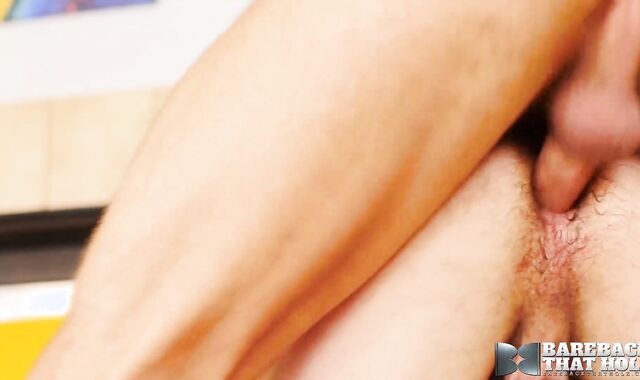 BAREBACKTHATHOLE Hung Parker Logan Barebacks Brad Rockwell