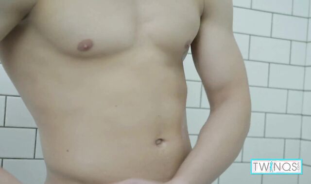 Ripped Boy Toy Luke Kneads His Immense Cum-Pump After Taking A Shower!