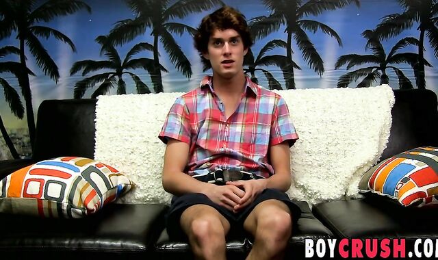 Thought provoking twink has an dialogue and faps