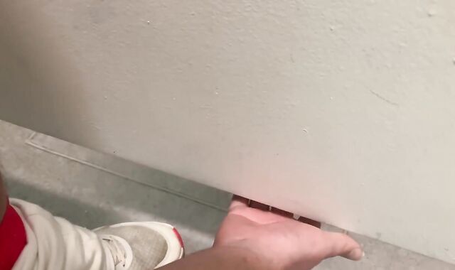 Multiple Understall fun with jism-shot