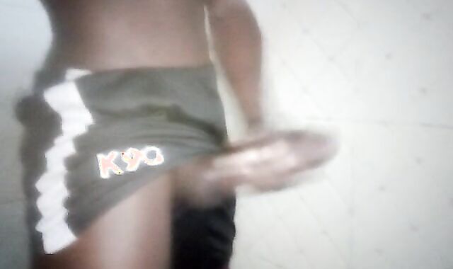 HEFTY DARK-HUED HARD-ON JERKING OFF