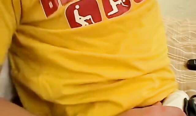 First-Ever-Timer Jeremiah Johnson makes his bang-stick jism with balloon