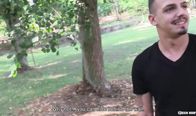 BIGSTR - Jaw-Dropping Jogger Meets A Stranger Who Offers Him Cash For A Prompt Shag At The Park