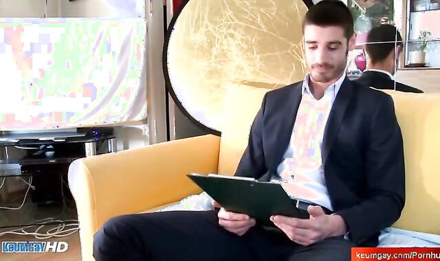 str8 (queer-for-pay) male in suit serviced in a gay porno in spite of him !