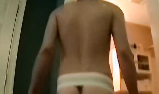 Unexperienced splendid fellow mouth plumbs a chubster before sans a love glove