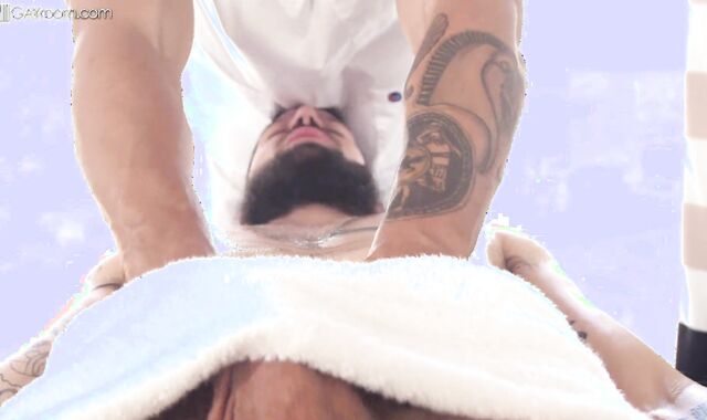 Crazy Masseur Gives A Deep Jism-Shotgun Massage To Client's Wood-Squashing Ass