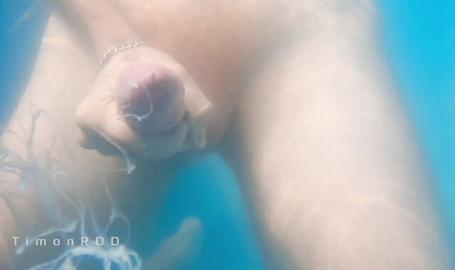 The dude in the country lowered the dude-lava into the pool