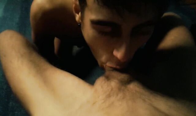 After stepbro´s dame walked away I´m makin him rock hard again! Almost jism stream