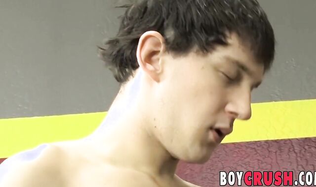 Youngsters Andy Kay and Jeremy Sommers inhale each others schlongs