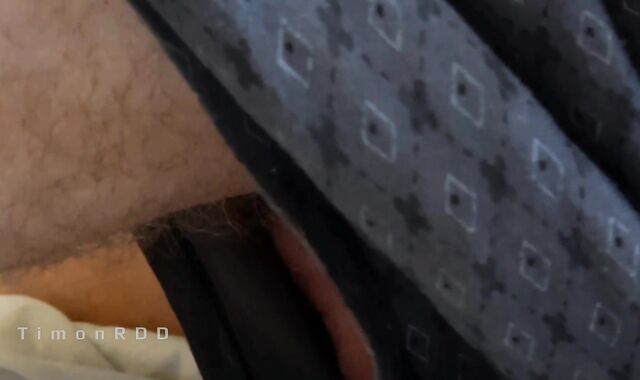 The dude in the dream finished without the help of mitts