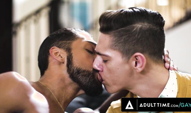 HETEROFLEXIBLE - Horny Benvi Buttfucks Muscular Wealthy Fellow Luka Phoenix In Swap For His Signature