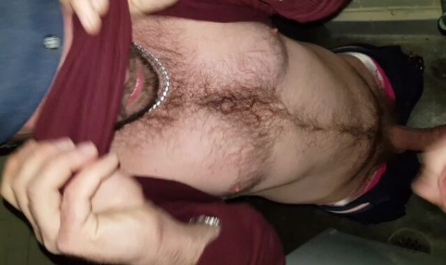 Sexy Ball's Deep Aussie Inhale Off