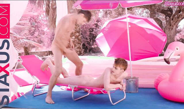 STAXUS :: PINK FUCK-A-THON PARTY !