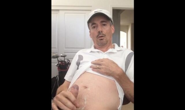 Wanking myself in my golf gear and nutting