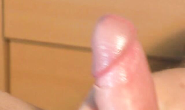 Supah-Adorable next door str8 man serviced by a man in spite of him : Marc