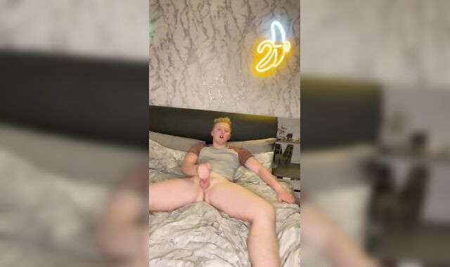 Stroking jocks enormous jizz-pump till he pops