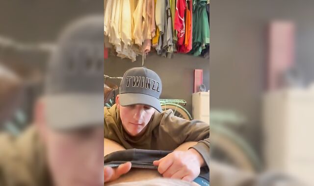 Ultra-Super-Cute twinks sucks bf meatpipe after work