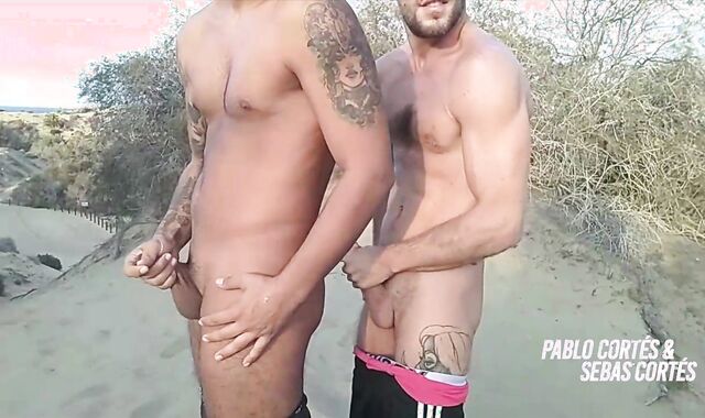 twinks at the dunes