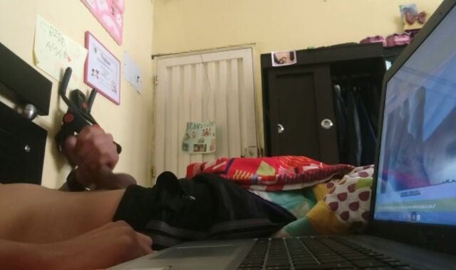 I fap off while observing hard-core at home when I'm alone