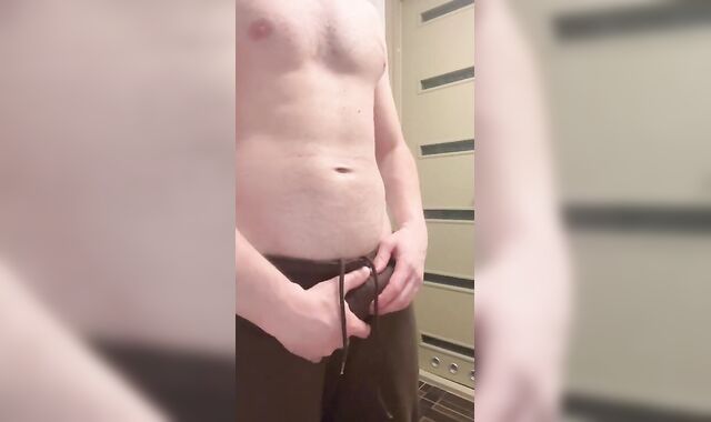 Super-Naughty guy yells and jizzing firm