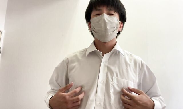 #28 【コスプレ】大学生が高校の制服着ながら大量射精しちゃいました