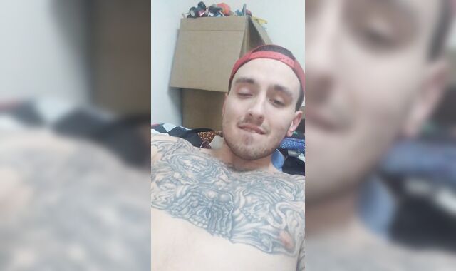 Stroking with my glass toy! Fuckingmy cock-squeezing bum! Milking my dinky!