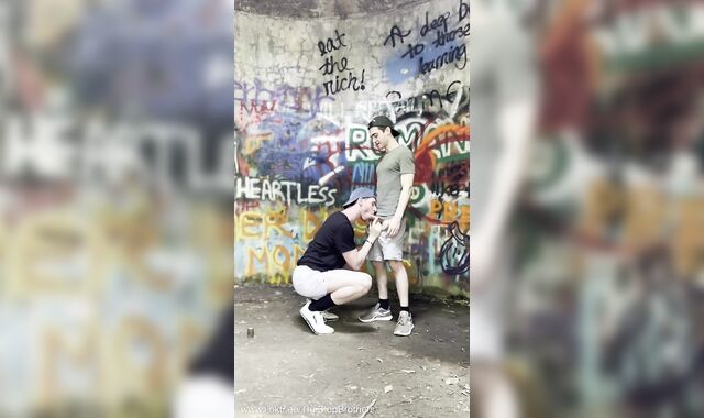 Enormous stepbrother Gives Little' Step-Brother Blowage in the Forest