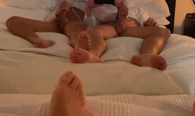 Spunk Explosion After Wanking Off In My Roommate's Bed