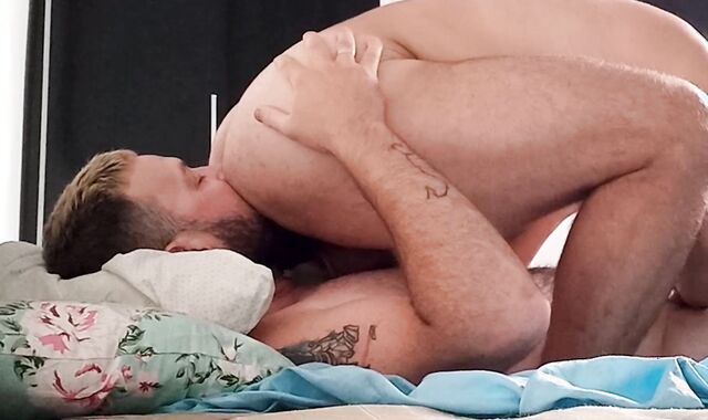 Screwing my hubby stiff like I like