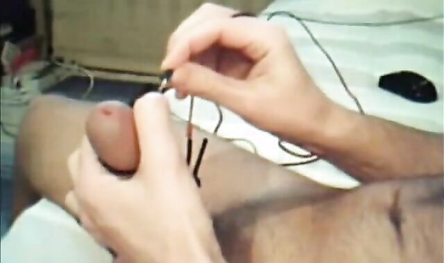 electro stimulation jizz shot!