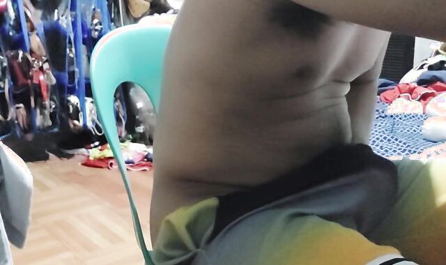 Pinoy jakol, inatake ng lumabas ang malapot at mainit