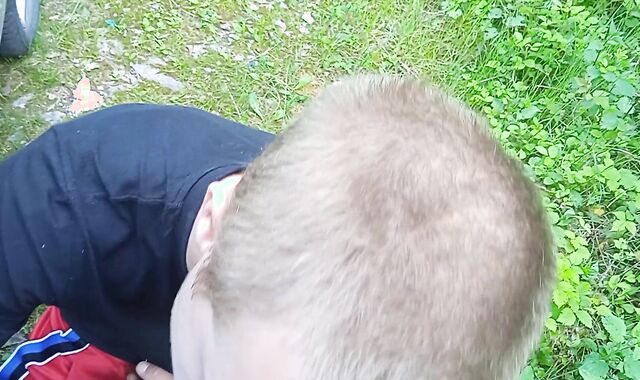 Deep Jaws Jism nd swallow