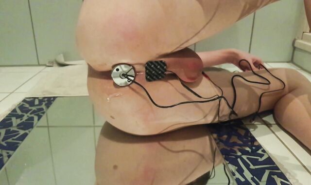 Slim and tall rectal slut tantalizes his beef whistle till he shoots a geyser with an estim