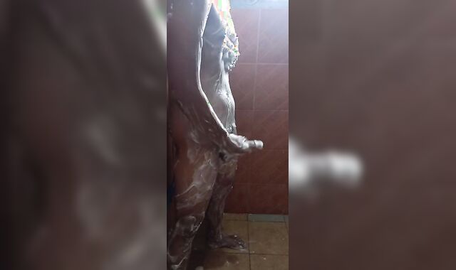 Nahuli akong nagsasalsal