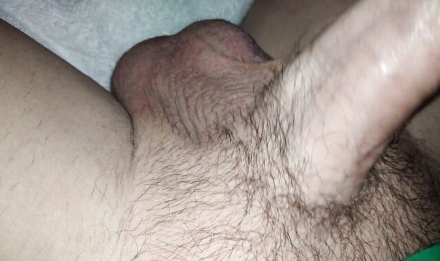 Getting my nads guzzled great deep throat