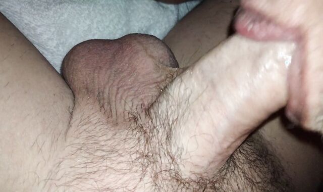 Getting my nads guzzled great deep throat