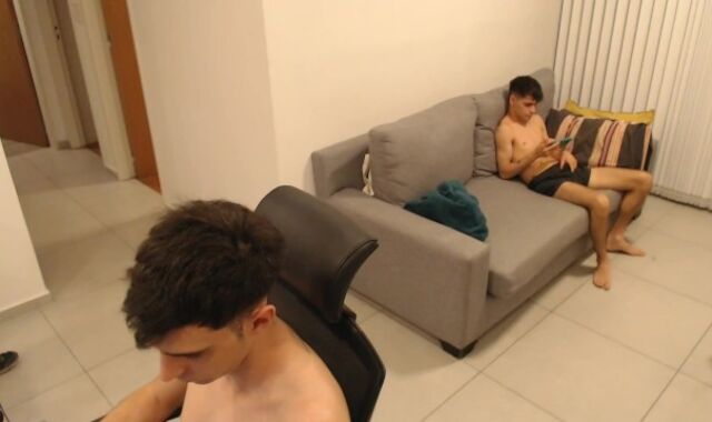 Caught acquaintance draining off while I have joy flick games