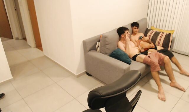 Caught acquaintance draining off while I have joy flick games